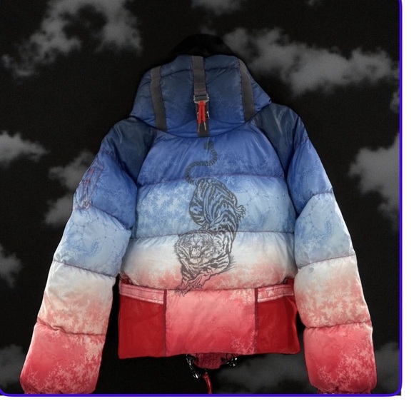 Stylish Blue and Red Women's Puffer Jacket - Picture 1 of 16
